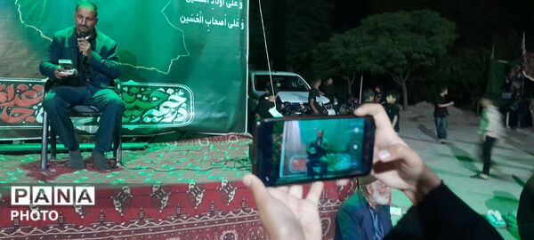 عزاداری و زنجیر زنی  شب هفتم ماه محرم در حسینیه شهدای شهر بار  