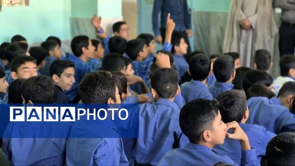 رقابت‌های هیجان‌انگیز مچ‌اندازی در دبیرستان شهید فلاحتی