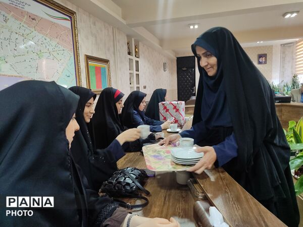 آیین تجلیل و تقدیر از دانش آموزان  خبرنگار خبرگزاری پانا ناحیه۳