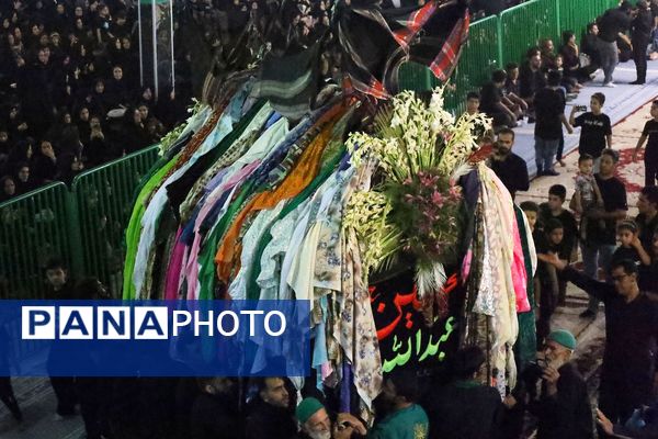مراسم عزاداری تاسوعا، به رسم آیین‌های ۴۰۰ ساله در خور و بیابانک 