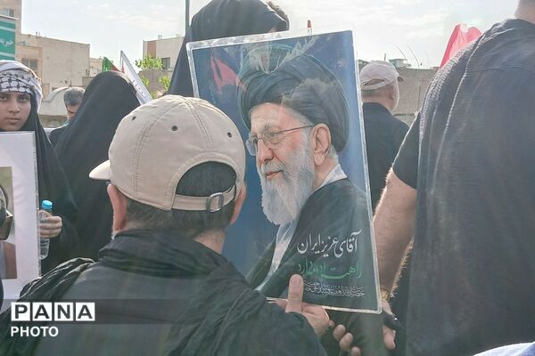 روایت عشق و وفاداری در بدرقه شهدا