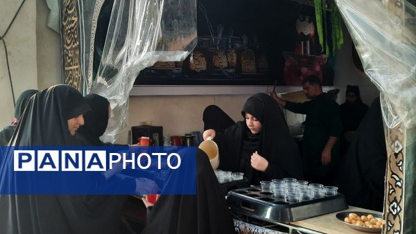 مشارکت نوجوانان عاشورایی در مراسم جاماندگان اربعین حسینی