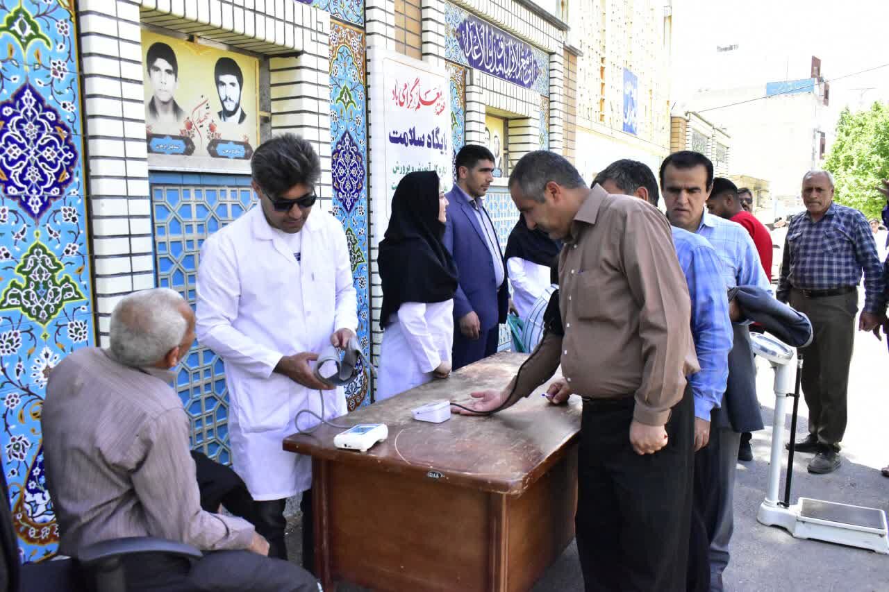 ایستگاه سلامت در مصلی نماز جمعه یاسوج برپا شد