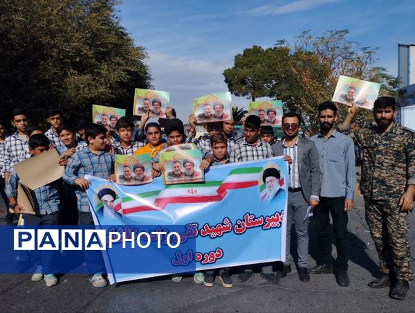 حضور پرشور مردم کاشان در راهپیمایی روز 13 آبان