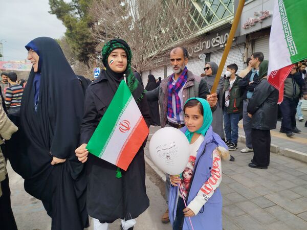 راهپیمایی 22 بهمن با حضور گسترده ای از مردم در شهرستان نیشابور