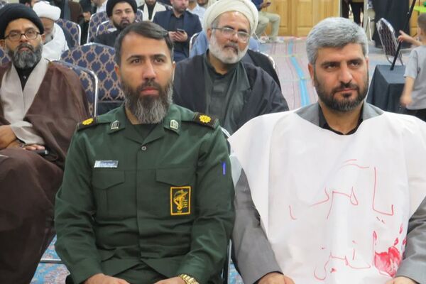  پیشوا در شب وداع؛ عالمان دینی و مسئولان با امام خویش پیمان دوباره بستند