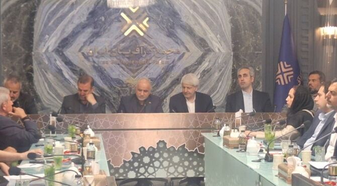 دولت از هیچ تلاشی برای رفع مشکلات چرخه تولید دریغ نخواهد کرد