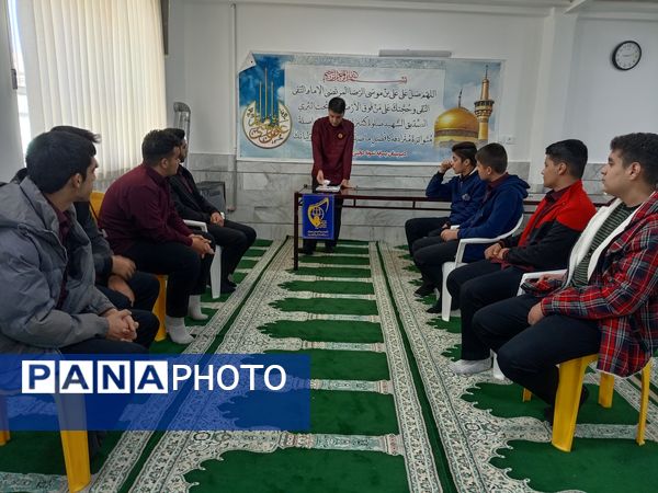 جلسه انجمن اسلامی مدرسه نمونه آیت الله خامنه ای