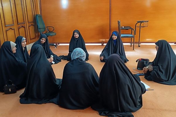  صحنه آماده‌سازی دوره تربیت مربی دختران حاج قاسم در کهگیلویه و بویراحمد 