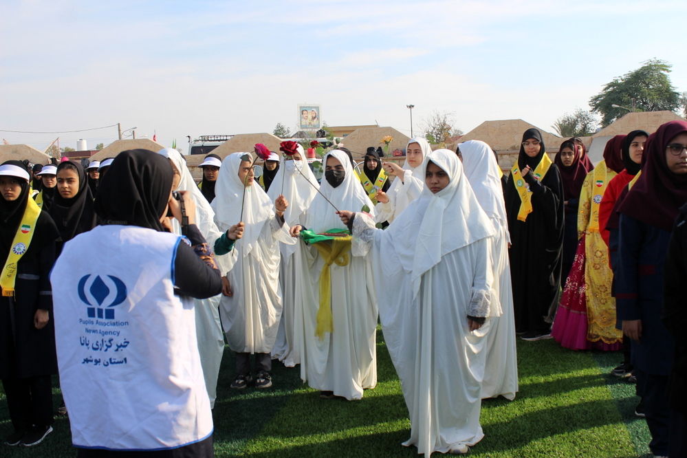 افتتاحیه اردوی تربیتی «تمشک» دختران استان بوشهر 
