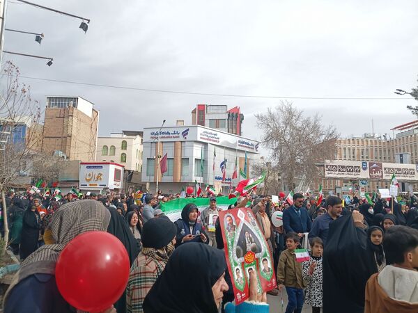 راهپیمایی یوم الله ۲۲ بهمن ماه امسال پررنگ تر از همیشه در شهر نیشابور 