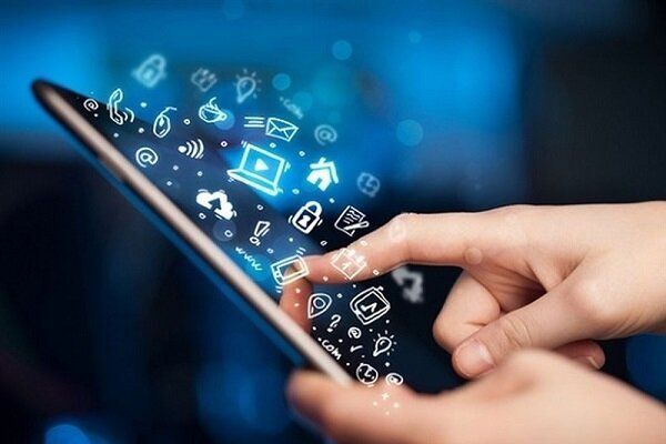 باید از فضای مجازی درست استفاده شود