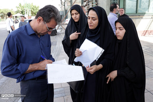 برگزاری همایش بزرگ جمع‌خوانی دانش‌آموزان با اجرای سرود و نوحه حماسی «باید برخاست»