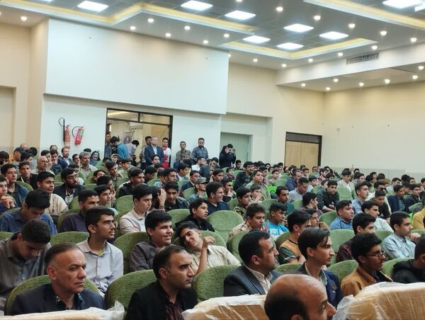 چهل و سومین دوره مسابقات قرآن عترت و نماز دانش‌آموزان استان اصفهان به میزبانی شهر کاشان