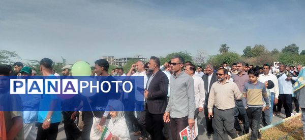 حضور پرشور مردم میناب در راهپیمایی ۲۲ بهمن