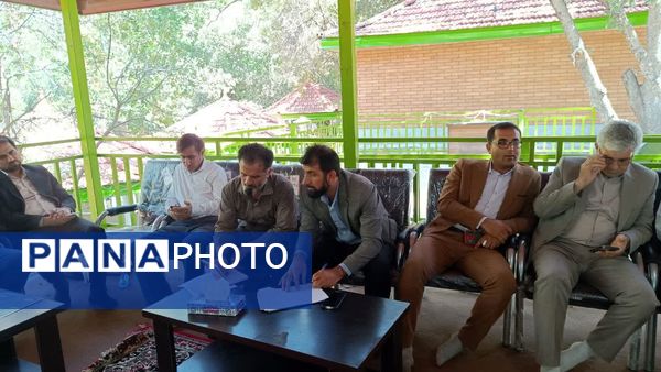 نشست هم‌اندیشی معاونان پرورشی و تربیت‌بدنی استان کهگیلویه و بویراحمد