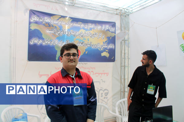 چهارمین جشنواره خلاقیت و دست‌سازه هنرستان قدس قم