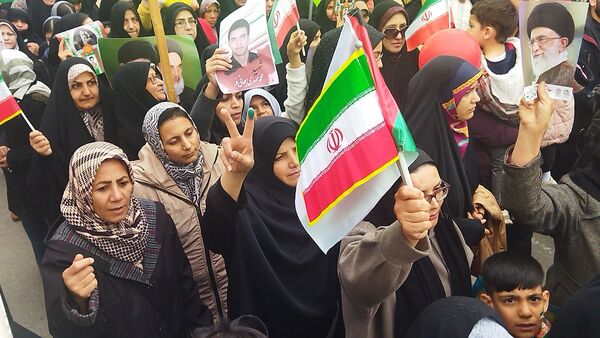 حضور افشار مختلف مردم نیشابور در راهپیمایی ۲۲ بهمن 