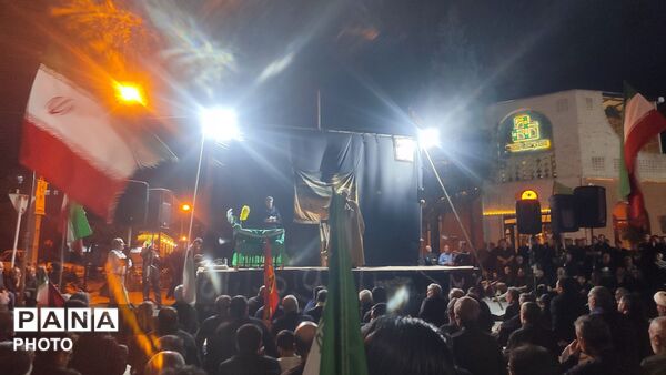 هفتمین شب از مراسم عزاداری امام حسین در حسینیه امام خامنه ای در قاب پانا
