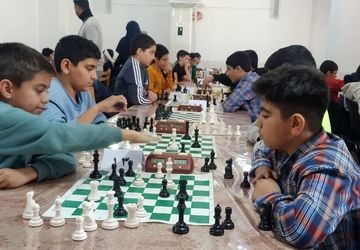 برگزاری مسابقات شطرنج دانش‌آموزان دوره دوم ابتدایی ناحیه ۳ شیراز
