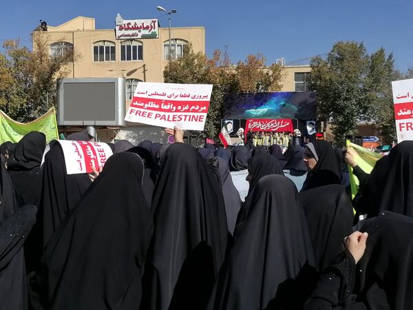 راهپیمایی با شکوه ۱۳ آبان ماه در شهرستان آباده
