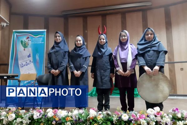 داوری آثار تئاتر درسی در ناحیه سه شیراز 