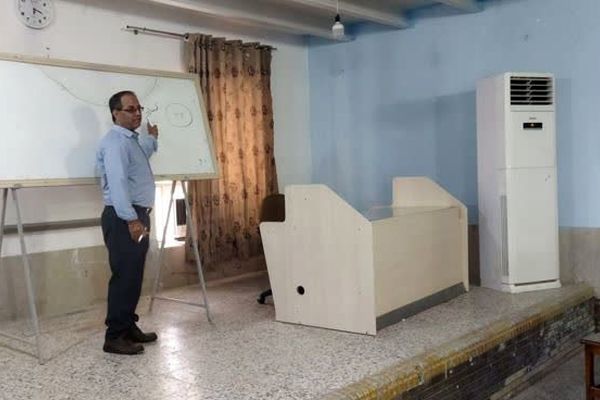 برگزاری کارگاه آموزش خط تحریری ویژه آموزگاران پایه چهارم در رودان