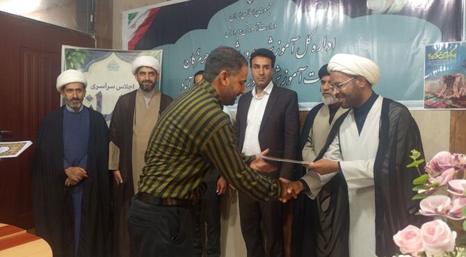  اجلاس شهرستانی نماز در حاجی‌آباد