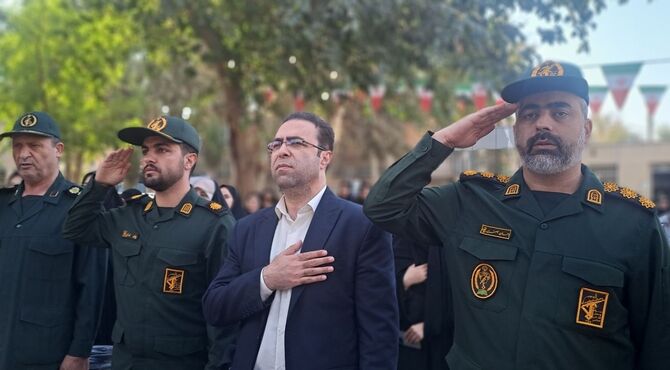 یادواره شهدای دفاع مقدس در آموزش‌وپرورش ناحیه ۴ کرج 