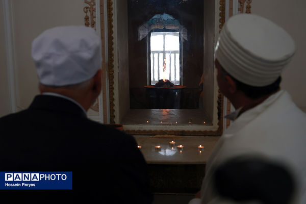 بازدید وزیر میراث فرهنگی، گردشگری و صنایع‌دستی‌ از نیایشگاه آدُریان