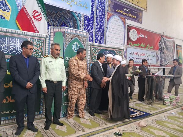گرامیداشت سالروز اقامه اولین نمازجمعه کشور در آشخانه 