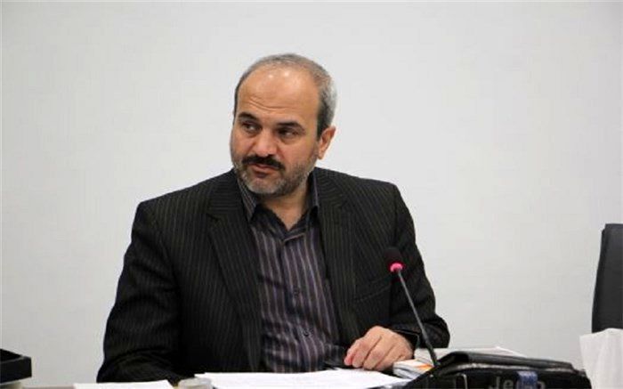 مدارس باید به‌گونه‌ای برنامه‌ریزی کنند که دانش‌آموزان به خلاقیت، نوآوری و تولید دانش بپردازند
