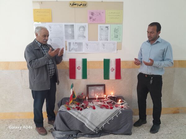 مدارس شهرستان صالح آباد عزادار سید مقاومت
