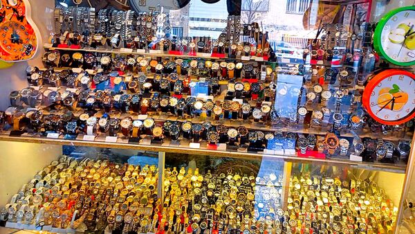 قاب‌هایی زیبا از مغازه‌های بام ایران، در روزهای پایانی سال 