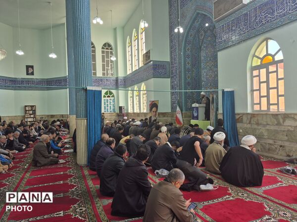 برگزاری اولین نماز جمعه فارسان در ماه رمضان 