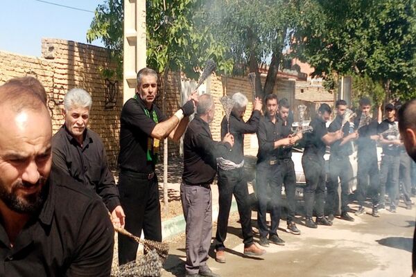 برگزاری مراسم گرامیداشت تاسوعای حسینی در شهر تیتکانلو 