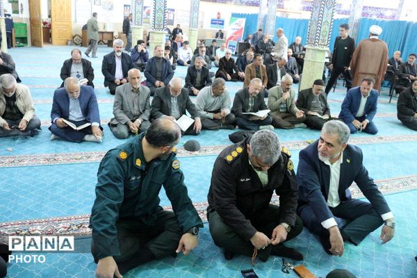 نماز جمعه‌ای با عطر ماه رمضان در شهرستان فیروزکوه