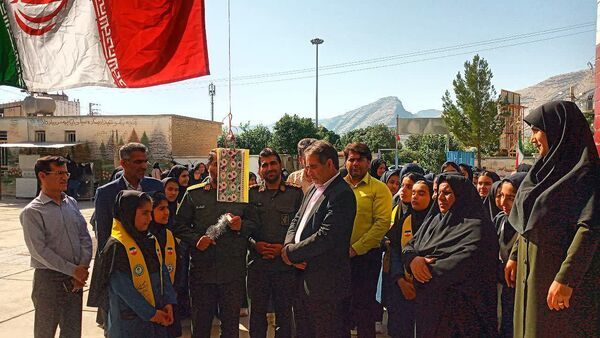 نواخته شدن « زنگ جوانه‌ها» در مدارس شهرستان باشت