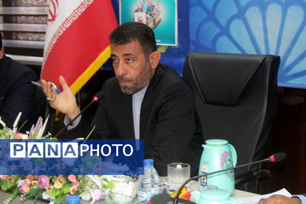 تجلیل از معلمان جوان برتر  به مناسبت گرامیداشت هفته مقام معلم استان بوشهر