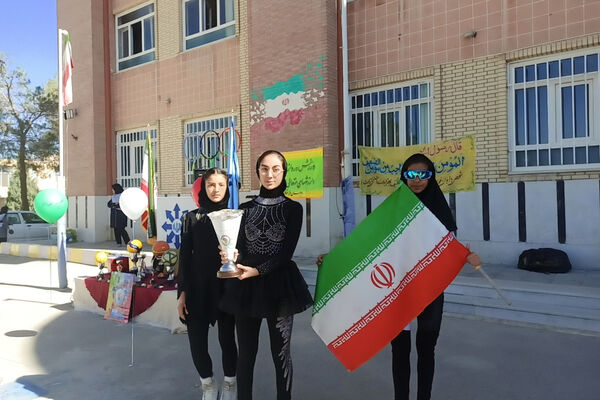 پویش یک روز با ورزش در مدارس شهرستان آباده