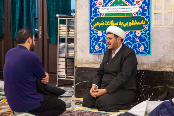 آیین معنوی اعتکاف در حرم مطهر رضوی- ۱