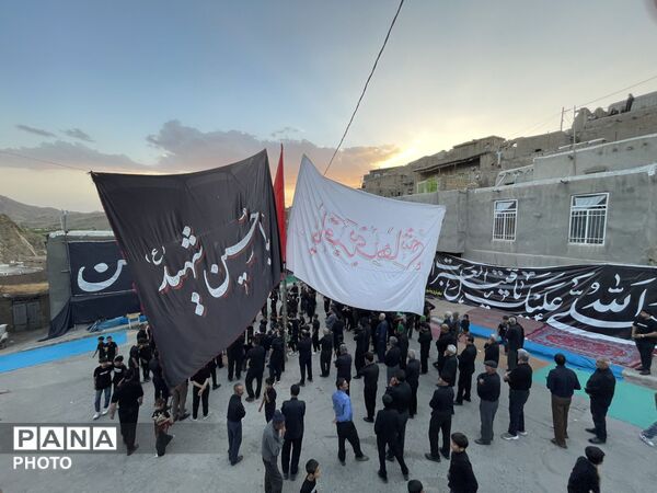 حضور امام جمعه و شهردار کاشمر در مراسم مقتل خوانی روستای طرق
