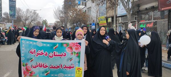 شرکت مردم شهید پرور شهرستان شیروان در راهپیمایی ۲۲ بهمن