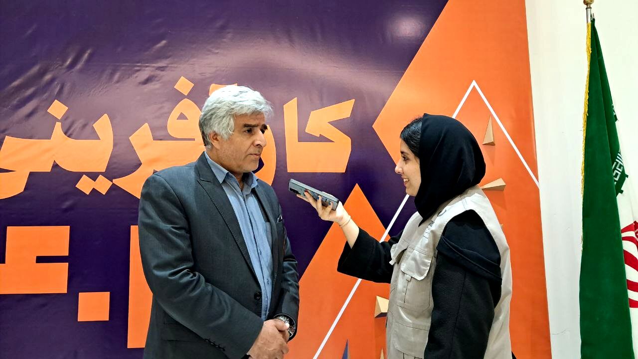 آینده جامعه از هنرستان‌ها آغاز می‌شود