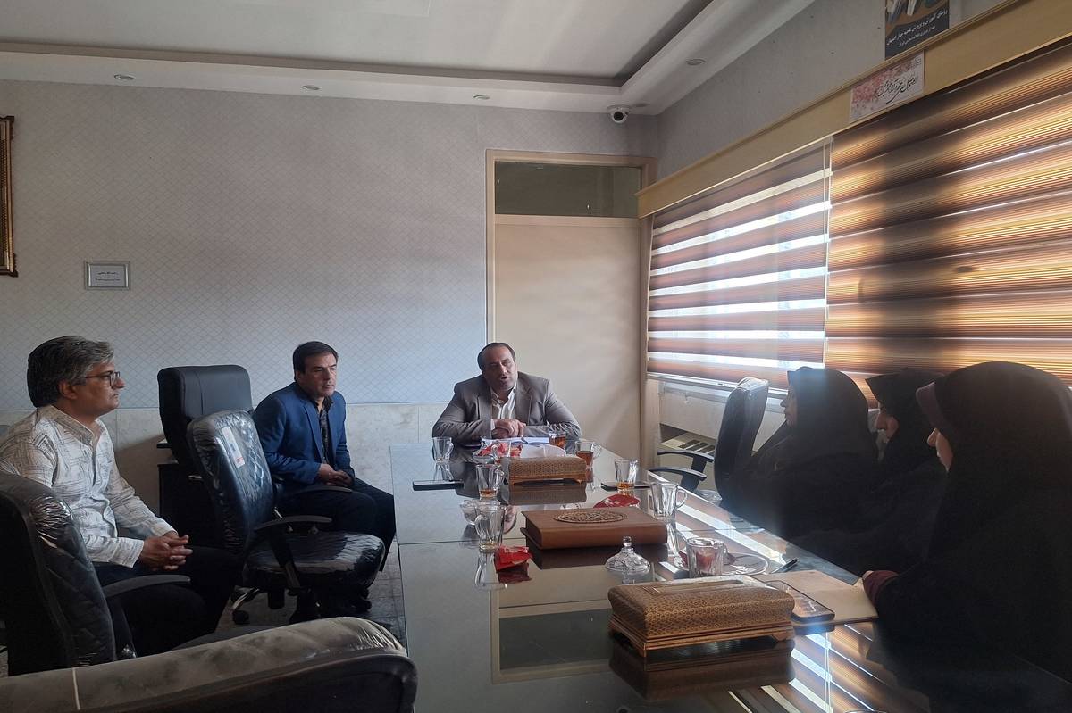 برخی دانش‌آموزان حتی از ابتدایی‌ترین وعده‌های غذایی محرومند