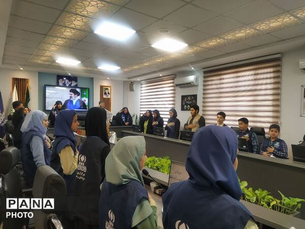 آیین تجلیل از راویان فردای ایران