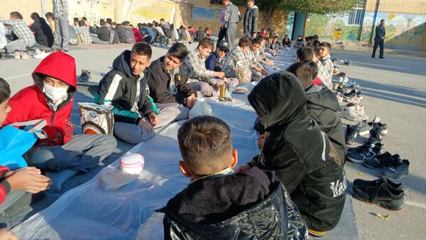 صبحانه سلامت در دبیرستان نمونه دولتی شهید حاج قاسم سلیمانی