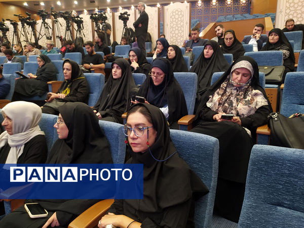 حضور اعضای پانای قم در مراسم روز خبرنگار