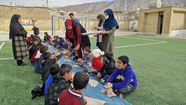 پویش صبحانه سالم در مدارس روستایی شهرستان باشت