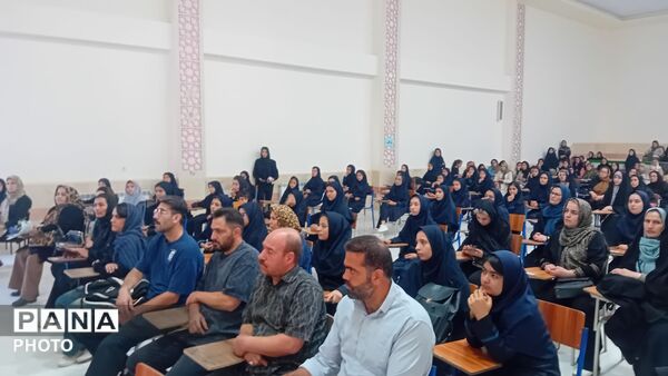 جشن جوانه‌ها در دبیرستان حاج قاسم سلیمانی ملایر 